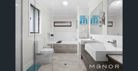 Contemporary residence within tranquil setting - Photo 3