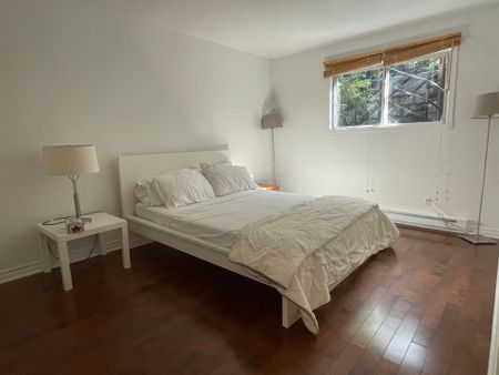 3528 Av. Coloniale - Photo 3