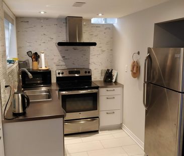 For Lease - 21 Delphinium Avenue, Richmond Hill, Ontario - Photo 3