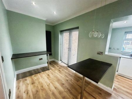 2 bedroom terraced house to rent - Photo 5