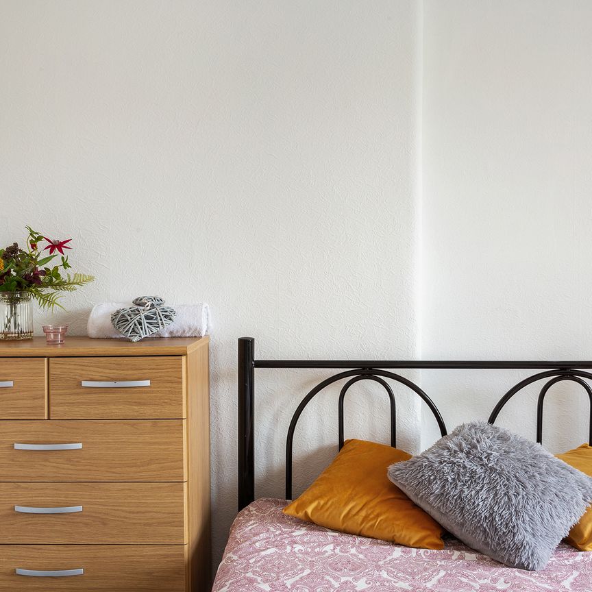 🏡 An Amazing Property in Haringey - Must be Seen! 🏡 Room 5 - Photo 1