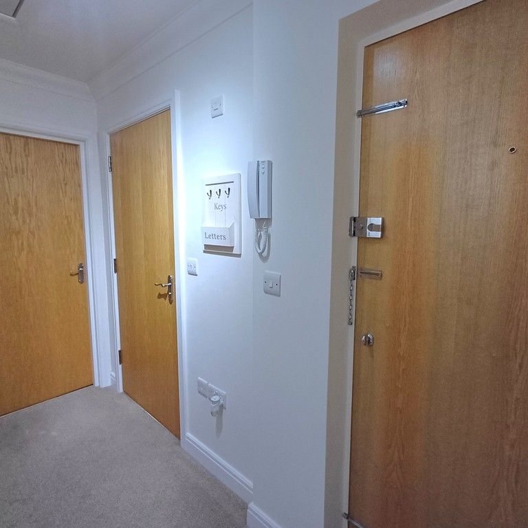 Alumhurst Road, Bournemouth - Photo 1