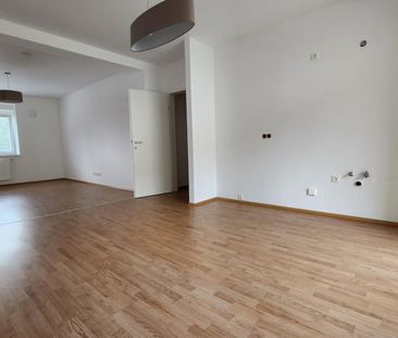 KRANZBICHLERSTRASSE 32! 2- ZIMMERWOHNUNG mit LOGGIA ! - Foto 2