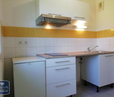 Location Appartement 3 pièces 53m² SORGUES 84700 - Photo 3