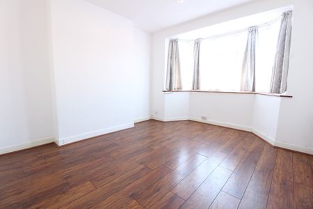 3 Bed Semi Detached Bodnant Avenue Leicester LE5 - Ace Properties - Photo 2