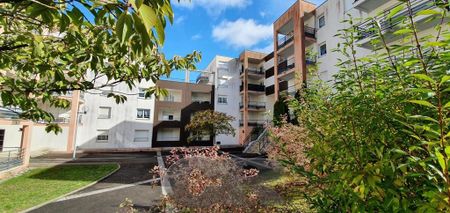 Location Appartement 1 pièce 28m² VANDOEUVRE LES NANCY 54500 - Photo 3