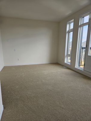 For Lease - 3185 SIXTH LINE Lane Unit# 18 A, Oakville, Ontario - Photo 1