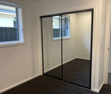 🏡 Modern 4-Bedroom Family Home – 14 Reserve Street, Rutherford - Photo 3