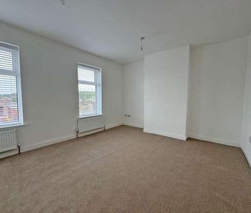 Rochdale Road, Royton, OL2 - Photo 4
