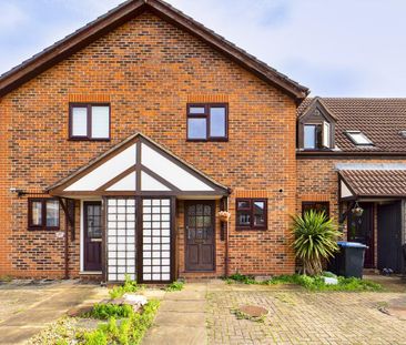 2 bedroom terraced house to rent - Photo 2