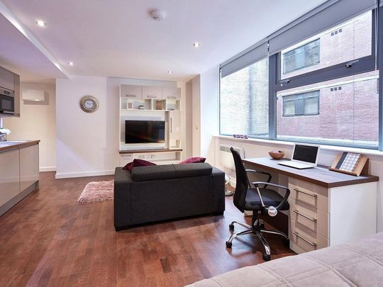 Studio to rent - Photo 1