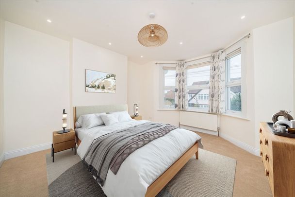 St. Leonards Road, SW14 7NE, London - Photo 1