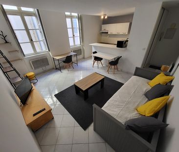 NIMES COUPOLE STUDIO MEUBLE DE 31.8 M2 - Photo 1