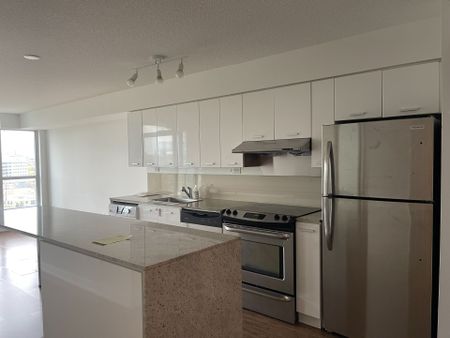 For Lease - 29 Singer Court Unit# 810, Toronto, Ontario - Photo 4