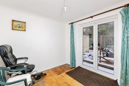 4 bedroom detached house to rent - Photo 5