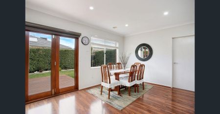 Spacious Family Living with Room to Grow - Photo 3