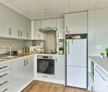 Gold En-suite - Photo 6