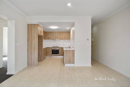 102/38 Rowell Drive, Mernda - Photo 5