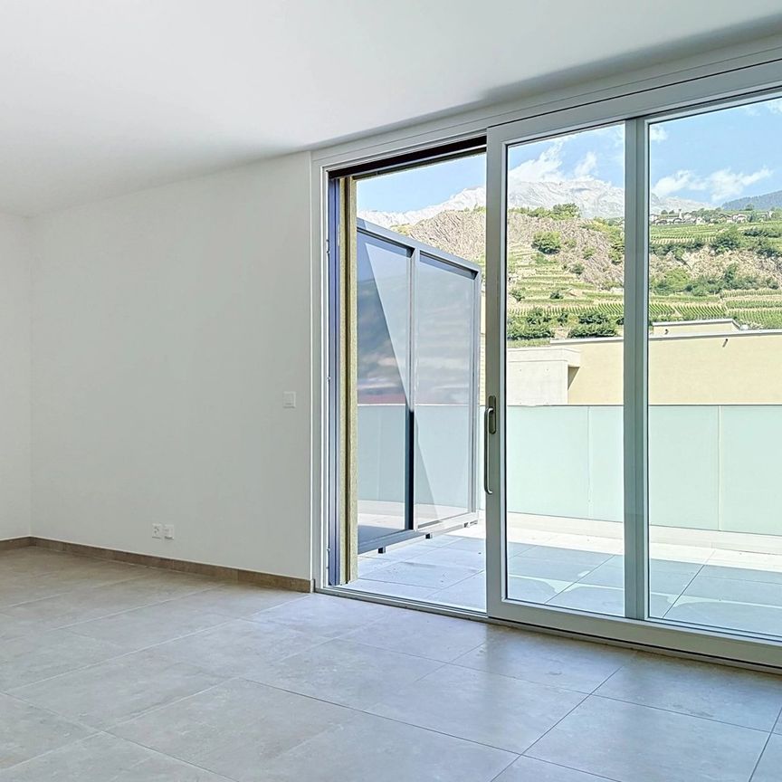 2.5 pièces en attique avec terrasse à louer à Uvrier - Foto 1