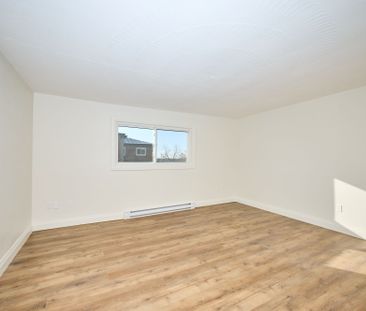 For Lease - 141 Plymouth Road Unit# Unit 8, Welland, Ontario - Photo 6