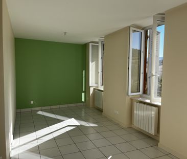 T2 LUMINEUX - SAINT FORGEUX - Photo 6