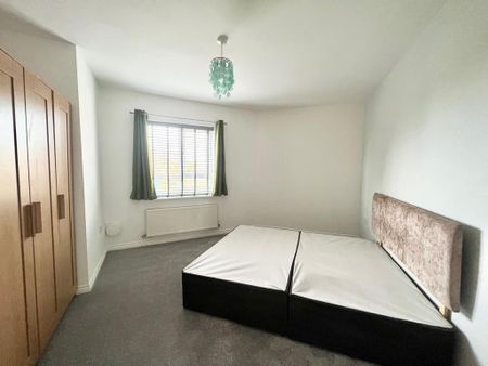 2 bedroom apartment to rent - Photo 4