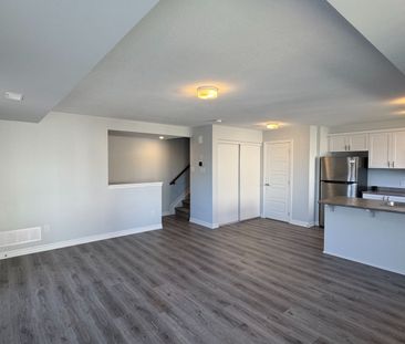 For Lease - 173 Anthracite Private, Barrhaven, Ontario - Photo 3