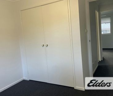4 BEDROOM TOWNHOUSE - Photo 4