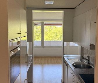 Dein neues Zuhause mit Weitblick - 4.5 Zimmer im 5. OG der Liebrüti - Photo 2