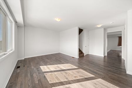 For Lease - 1466 Stovell Crescent, Innisfil, Ontario - Photo 2