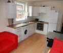 3 Bedroom flat - Photo 4