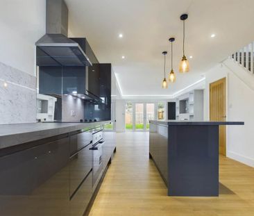 3 bedroom semi-detached house to rent - Photo 6