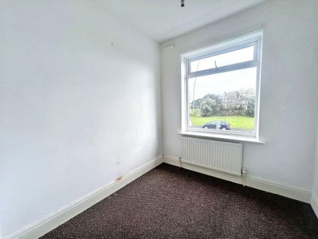 2 bed upper flat to rent in NE24 - Photo 3