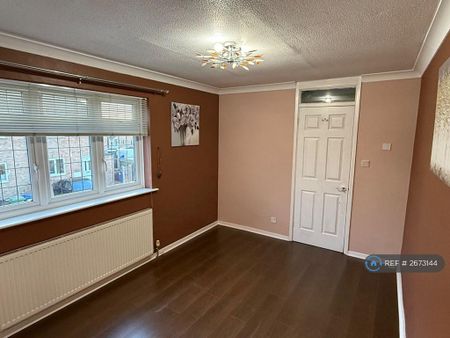 3 bedroom terraced house to rent - Photo 5