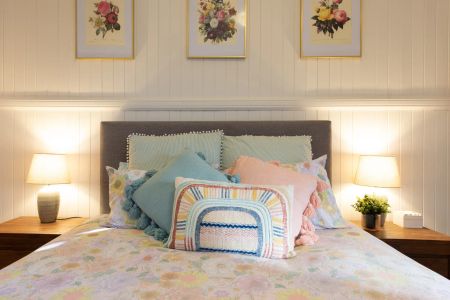 A Charming Family Home in a Leafy Holland Park West Pocket - Photo 4