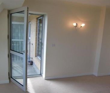 1 bedroom retirement property to rent - Photo 3