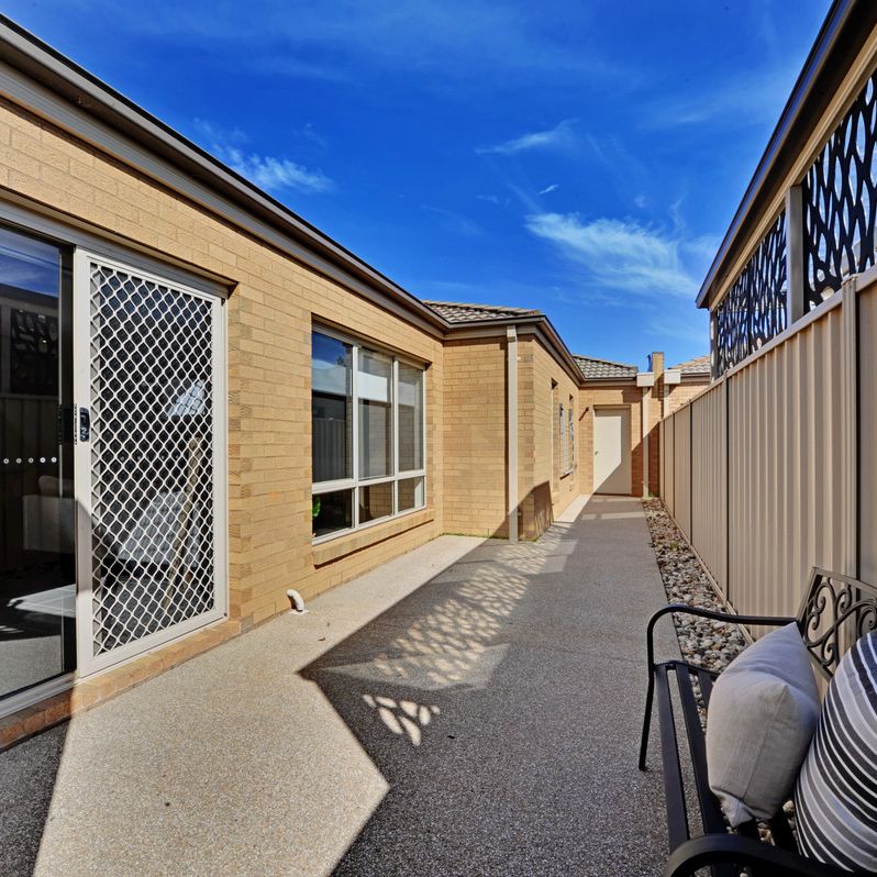 7 Toorak Terrace, Shepparton VIC 3630 - Photo 1