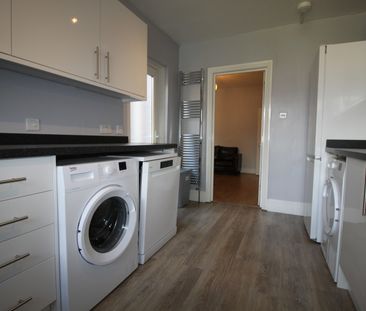 4 Bed Terraced House, Portswood Road, SO17 - Photo 6