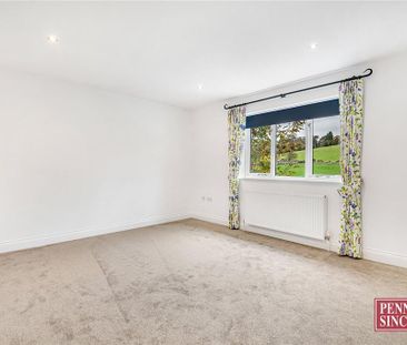 3 bedroom detached house to rent - Photo 3