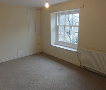 2 bedroom end of terrace house to rent - Photo 6