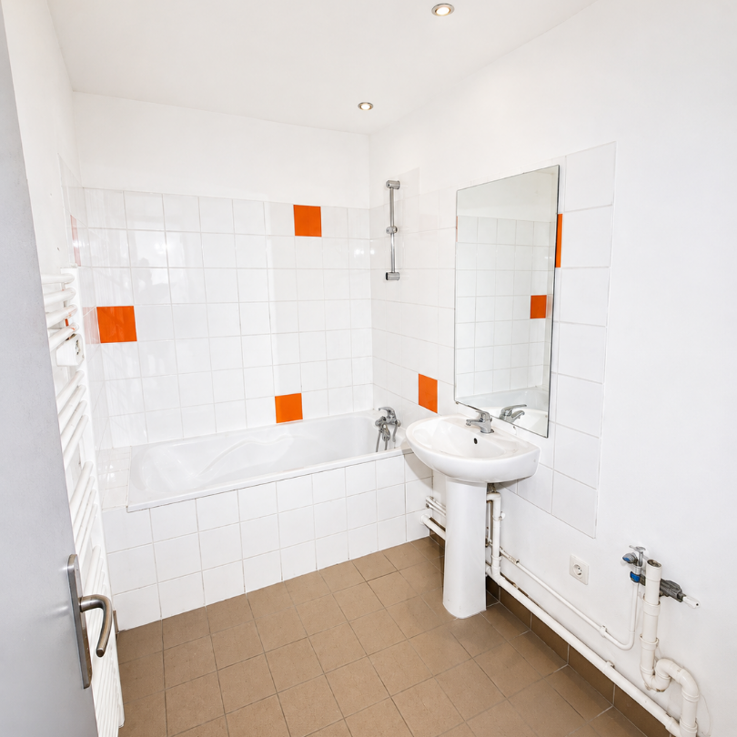 Location Appartement 2 pièces 68m² AIRE SUR LA LYS 62120 - Photo 1