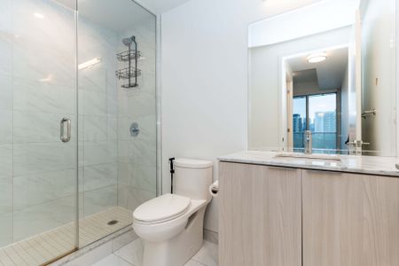 For Lease - 15 Queens Quay Unit# 1708, Toronto, Ontario - Photo 2
