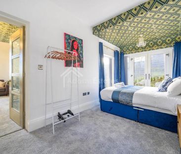 5 bedroom detached house to rent - Photo 4