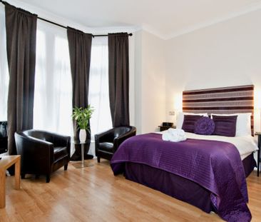 Front Room (Hemingway), Flat 1, 55/57 Cathedral Road, Cardiff CF11 9HD - Photo 5
