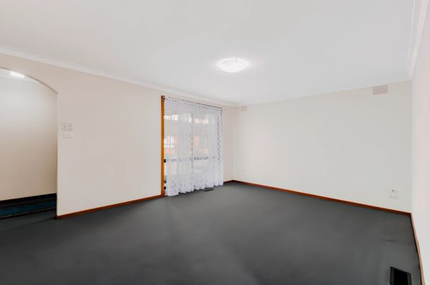 3 Bed, 1 Bath - Photo 1