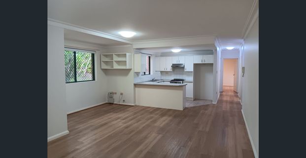 RENT REDUCED. Beautiful ground floor unit - in Homebush Village - Photo 1