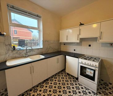 2 bedroom terraced house to rent - Photo 2