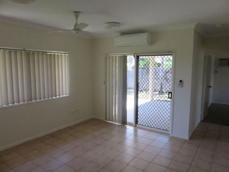 3 Riovista Way, Kirwan - Photo 4