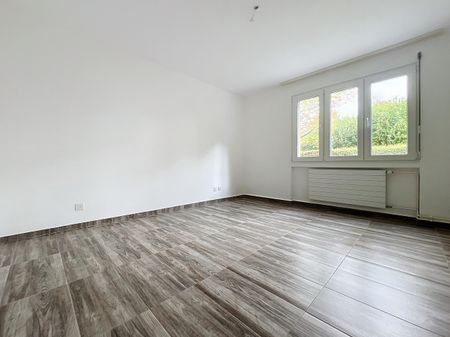 SPACIEUX 4½ PIÈCES - Environnement très calme! - Photo 2