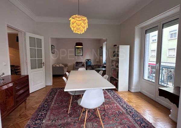 Apartamento T5 em Lisboa